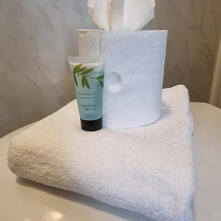 Centre 1 With Kitchenette, Free Wifi And Smart Tv With Netflix By Yoko Appartement *