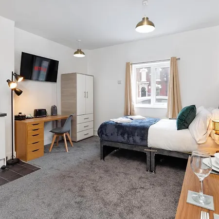 Centre 1 With Kitchenette, Free Wifi And Smart Tv With Netflix By Yoko * Middlesbrough